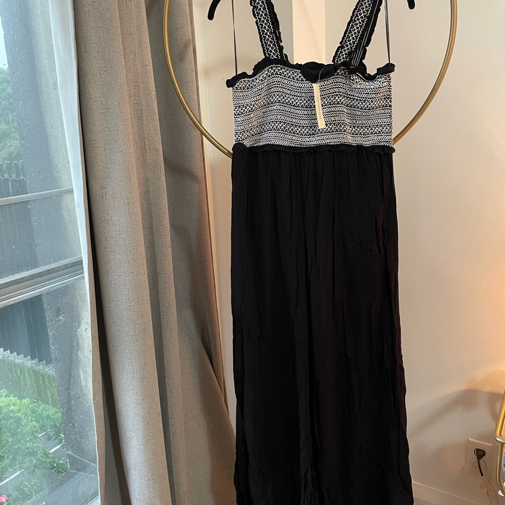 Casual Black jumpsuit with patterned top